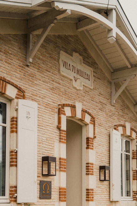 Identité graphique par l'Agence MOHA pour l'hôtel Villa du Moulleau à Arcachon